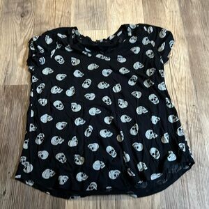 Torrid size 1 skeleton head shirt